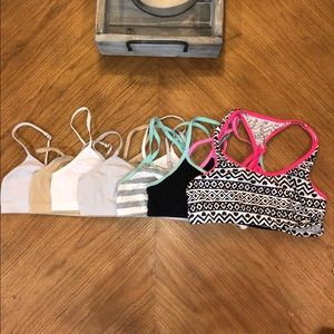 7 Girl’s Large bras